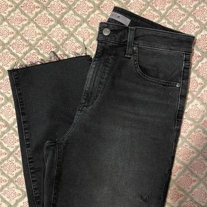 Joe’s Jeans - faded black, distressed raw hem, SZ 28